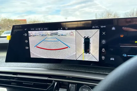  PEUGEOT E-3008 97kWh GT Auto 5dr Long Range Thumbnail #55