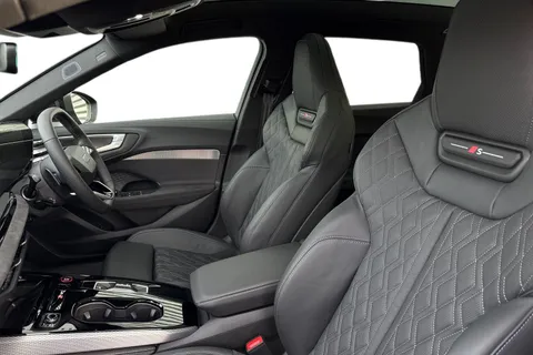 DG75ZHM Audi S5 Avant 3.0 TFSI Edition 1 S Tronic quattro Euro 6 (s/s) 5dr Thumbnail #15