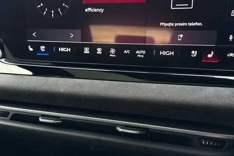 DG75ZHM Audi S5 Avant 3.0 TFSI Edition 1 S Tronic quattro Euro 6 (s/s) 5dr Thumbnail #21