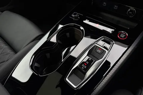 DG75ZHM Audi S5 Avant 3.0 TFSI Edition 1 S Tronic quattro Euro 6 (s/s) 5dr Thumbnail #22