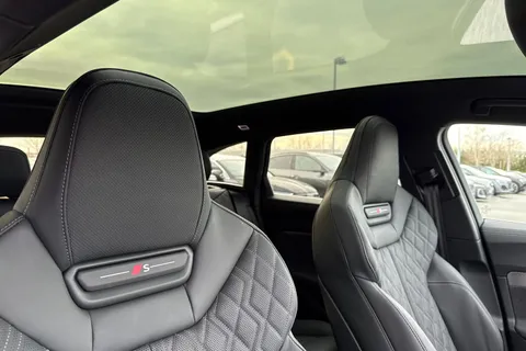 DG75ZHM Audi S5 Avant 3.0 TFSI Edition 1 S Tronic quattro Euro 6 (s/s) 5dr Thumbnail #23