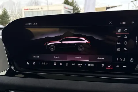 DG75ZHM Audi S5 Avant 3.0 TFSI Edition 1 S Tronic quattro Euro 6 (s/s) 5dr Thumbnail #31