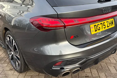 DG75ZHM Audi S5 Avant 3.0 TFSI Edition 1 S Tronic quattro Euro 6 (s/s) 5dr Thumbnail #42