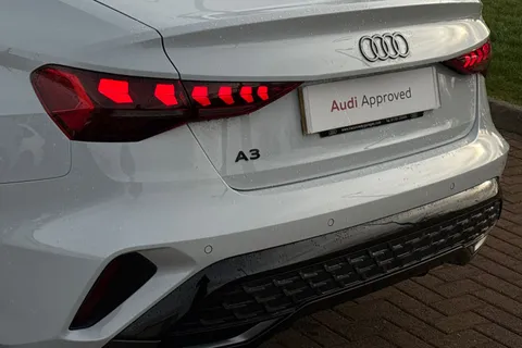 KS25WHT Audi A3 S line 35 TFSI  150 PS S tronic Thumbnail #9