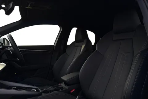 KS25WHT Audi A3 S line 35 TFSI  150 PS S tronic Thumbnail #17