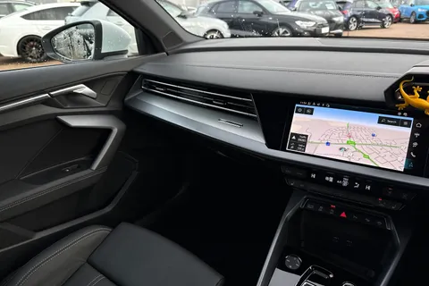 KS25WHT Audi A3 S line 35 TFSI  150 PS S tronic Thumbnail #21