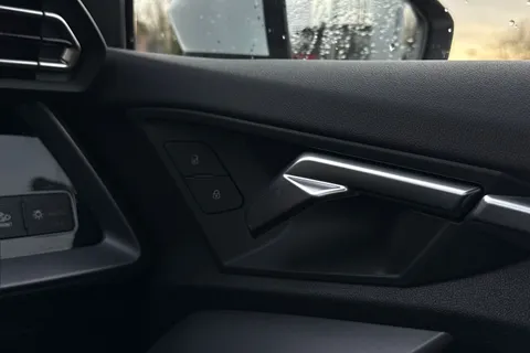 KS25WHT Audi A3 S line 35 TFSI  150 PS S tronic Thumbnail #22