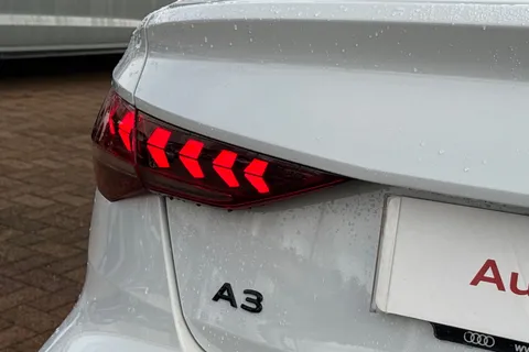 KS25WHT Audi A3 S line 35 TFSI  150 PS S tronic Thumbnail #48