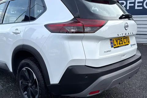LY25CTU Nissan X-Trail 1.5 h e-POWER Acenta Premium Auto e-4ORCE Euro 6 (s/s) 5dr Thumbnail #7