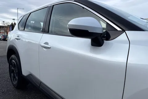 LY25CTU Nissan X-Trail 1.5 h e-POWER Acenta Premium Auto e-4ORCE Euro 6 (s/s) 5dr Thumbnail #27