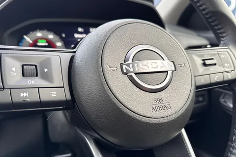 LY25CTU Nissan X-Trail 1.5 h e-POWER Acenta Premium Auto e-4ORCE Euro 6 (s/s) 5dr Thumbnail #42