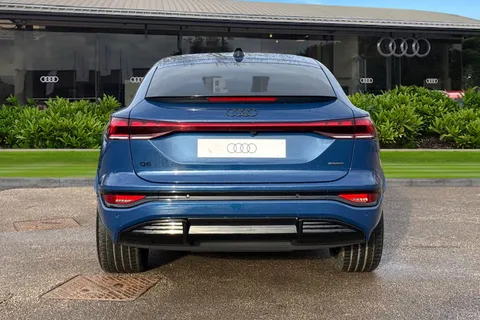  Audi Q6 285kW Quattro 100kWh Edition 1 5dr Auto Thumbnail #4