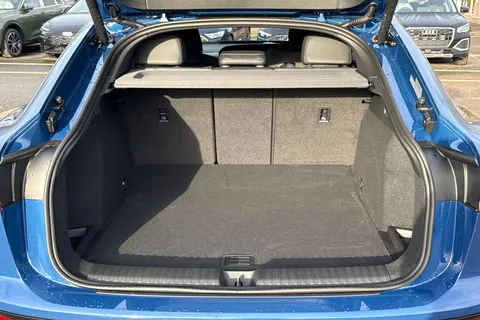  Audi Q6 285kW Quattro 100kWh Edition 1 5dr Auto Thumbnail #6