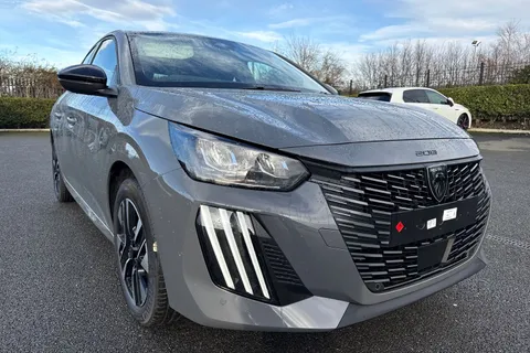  PEUGEOT 208 1.2 HYBRID Allure e-DSC6 Euro 6 (s/s) 5dr Thumbnail #8