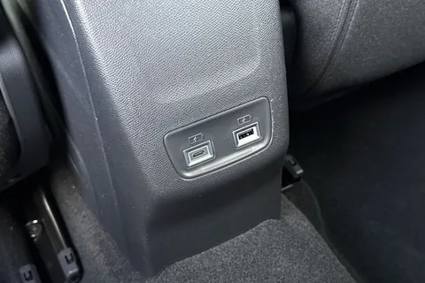  PEUGEOT 208 1.2 HYBRID Allure e-DSC6 Euro 6 (s/s) 5dr Thumbnail #32