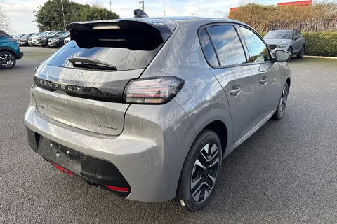  PEUGEOT 208 1.2 HYBRID Allure e-DSC6 Euro 6 (s/s) 5dr Thumbnail #35