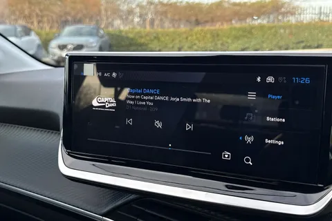  PEUGEOT 208 1.2 HYBRID Allure e-DSC6 Euro 6 (s/s) 5dr Thumbnail #43