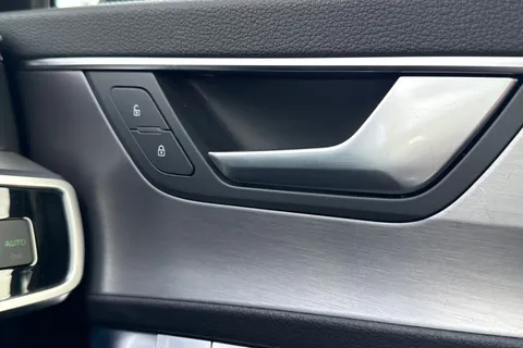 MW69GDX Audi A6 Avant Avant S line 40 TDI  204 PS S tronic Thumbnail #21