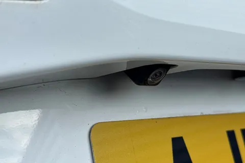 AJ19DRO Mitsubishi Outlander 2.4h TwinMotor 13.8kWh 4hs CVT 4WD Euro 6 (s/s) 5dr Thumbnail #31