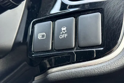 AJ19DRO Mitsubishi Outlander 2.4h TwinMotor 13.8kWh 4hs CVT 4WD Euro 6 (s/s) 5dr Thumbnail #40