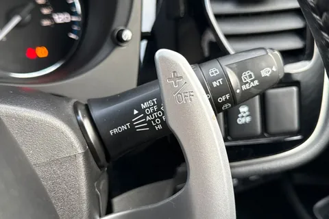 AJ19DRO Mitsubishi Outlander 2.4h TwinMotor 13.8kWh 4hs CVT 4WD Euro 6 (s/s) 5dr Thumbnail #43