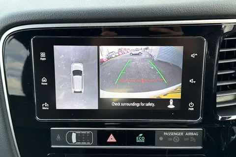 AJ19DRO Mitsubishi Outlander 2.4h TwinMotor 13.8kWh 4hs CVT 4WD Euro 6 (s/s) 5dr Thumbnail #49