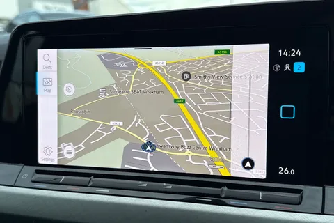 MT72UBP Volkswagen Golf 1.0 eTSI Life 5dr DSG Thumbnail #17