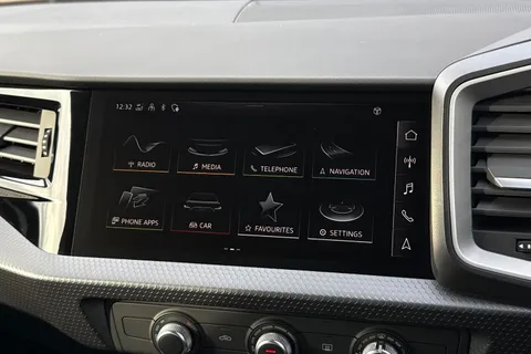 27 of 50 for Audi A1 1.0 TFSI 30 Sport Sportback Euro 6 (s/s) 5dr