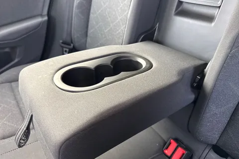 MT72UBP Volkswagen Golf 1.0 eTSI Life 5dr DSG Thumbnail #35