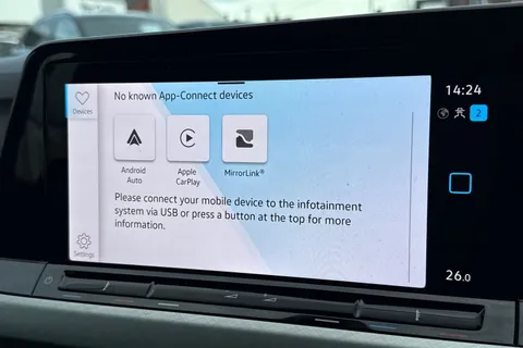 MT72UBP Volkswagen Golf 1.0 eTSI Life 5dr DSG Thumbnail #48