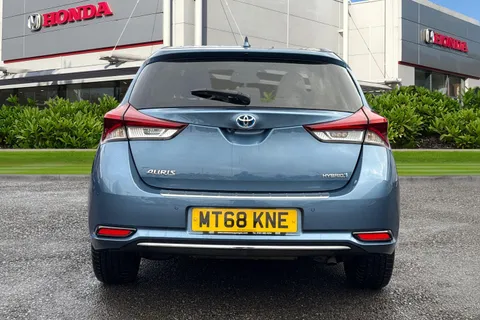 MT68KNE Toyota Auris 1.8 Hybrid Excel TSS 5dr CVT [Leather] Thumbnail #6