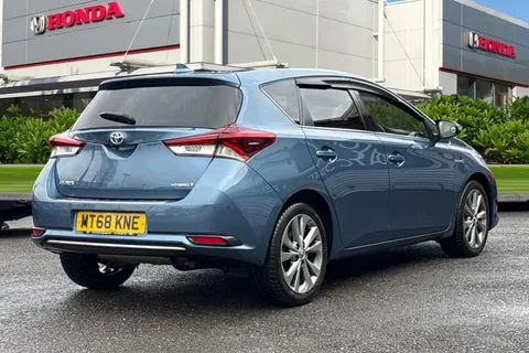 MT68KNE Toyota Auris 1.8 Hybrid Excel TSS 5dr CVT [Leather] Thumbnail #8