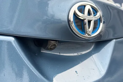 MT68KNE Toyota Auris 1.8 Hybrid Excel TSS 5dr CVT [Leather] Thumbnail #26