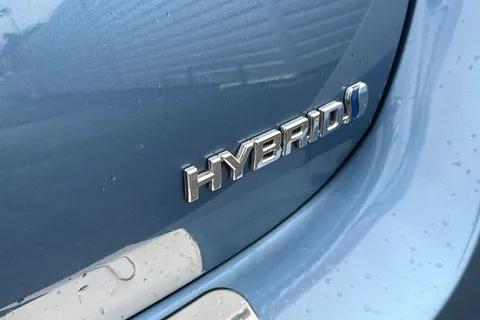 MT68KNE Toyota Auris 1.8 Hybrid Excel TSS 5dr CVT [Leather] Thumbnail #27