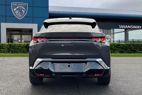 4 of 67 for PEUGEOT E-3008 97kWh GT Auto 5dr Long Range