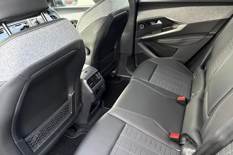 35 of 67 for PEUGEOT E-3008 97kWh GT Auto 5dr Long Range