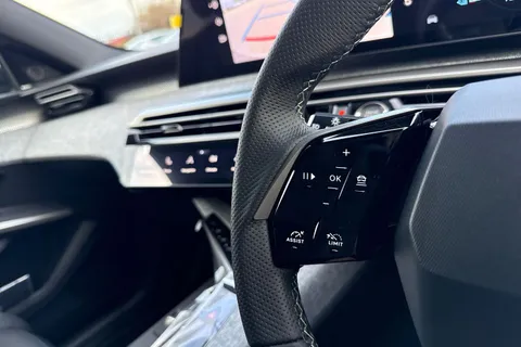 38 of 67 for PEUGEOT E-3008 97kWh GT Auto 5dr Long Range