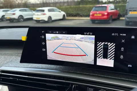 52 of 67 for PEUGEOT E-3008 97kWh GT Auto 5dr Long Range