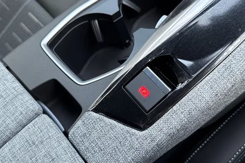 57 of 67 for PEUGEOT E-3008 97kWh GT Auto 5dr Long Range