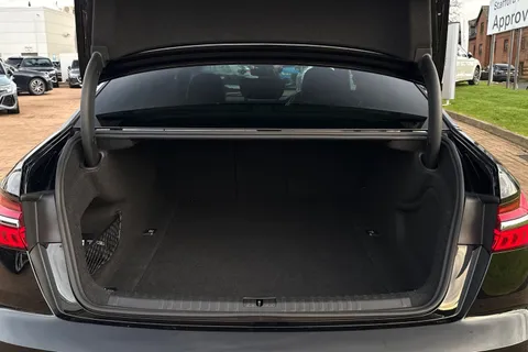 7 of 66 for Audi A6 Saloon S line 40 TDI 204 PS S tronic