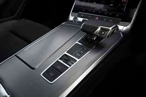 23 of 66 for Audi A6 Saloon S line 40 TDI 204 PS S tronic