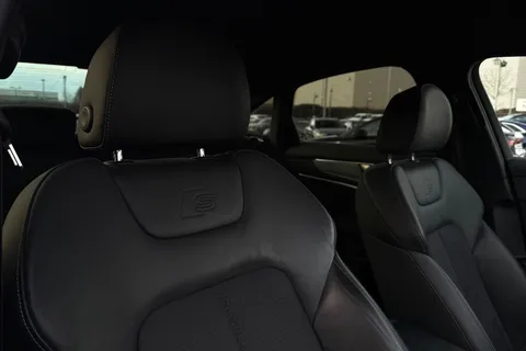 24 of 66 for Audi A6 Saloon S line 40 TDI 204 PS S tronic