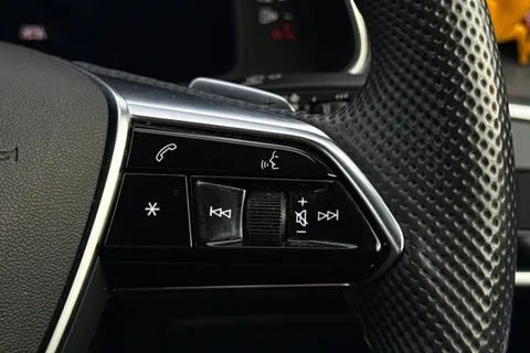 35 of 66 for Audi A6 Saloon S line 40 TDI 204 PS S tronic