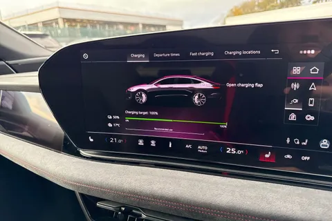 DF75HWO Audi A6 270kW Performance 100kWh Edition 1 5dr Auto Thumbnail #38