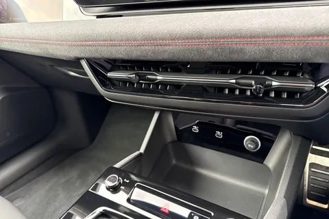 DF75HWO Audi A6 270kW Performance 100kWh Edition 1 5dr Auto Thumbnail #52