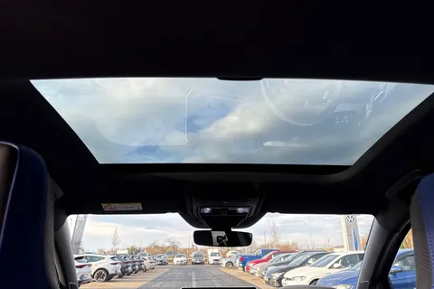 ML75HVR Volkswagen Golf 2.0 TSI 333 R Black Edition 4Motion 5dr DSG **19' WARMENAU ALLOYS + AKRAPOV Thumbnail #32