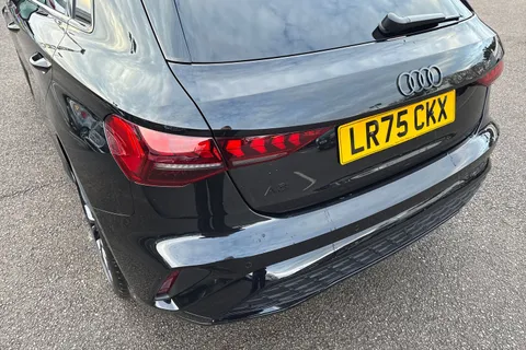 LR75CKX Audi A3 40 TFSI e Black Edition 5dr S Tronic Thumbnail #8
