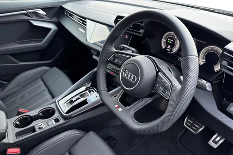 LR75CKX Audi A3 40 TFSI e Black Edition 5dr S Tronic Thumbnail #14