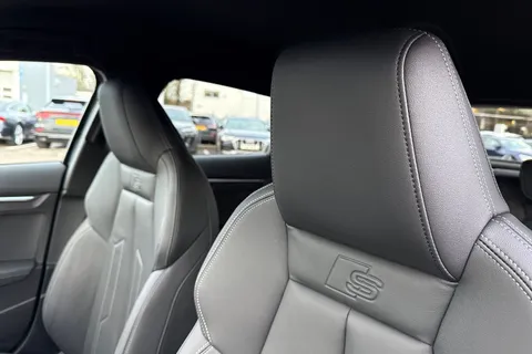 LR75CKX Audi A3 40 TFSI e Black Edition 5dr S Tronic Thumbnail #24