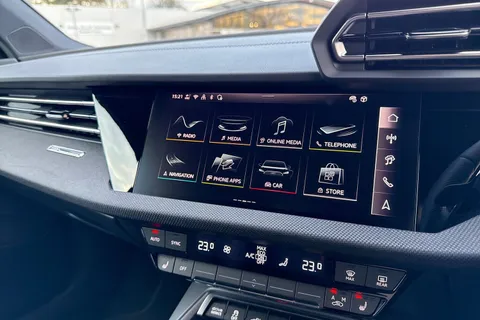 LR75CKX Audi A3 40 TFSI e Black Edition 5dr S Tronic Thumbnail #33